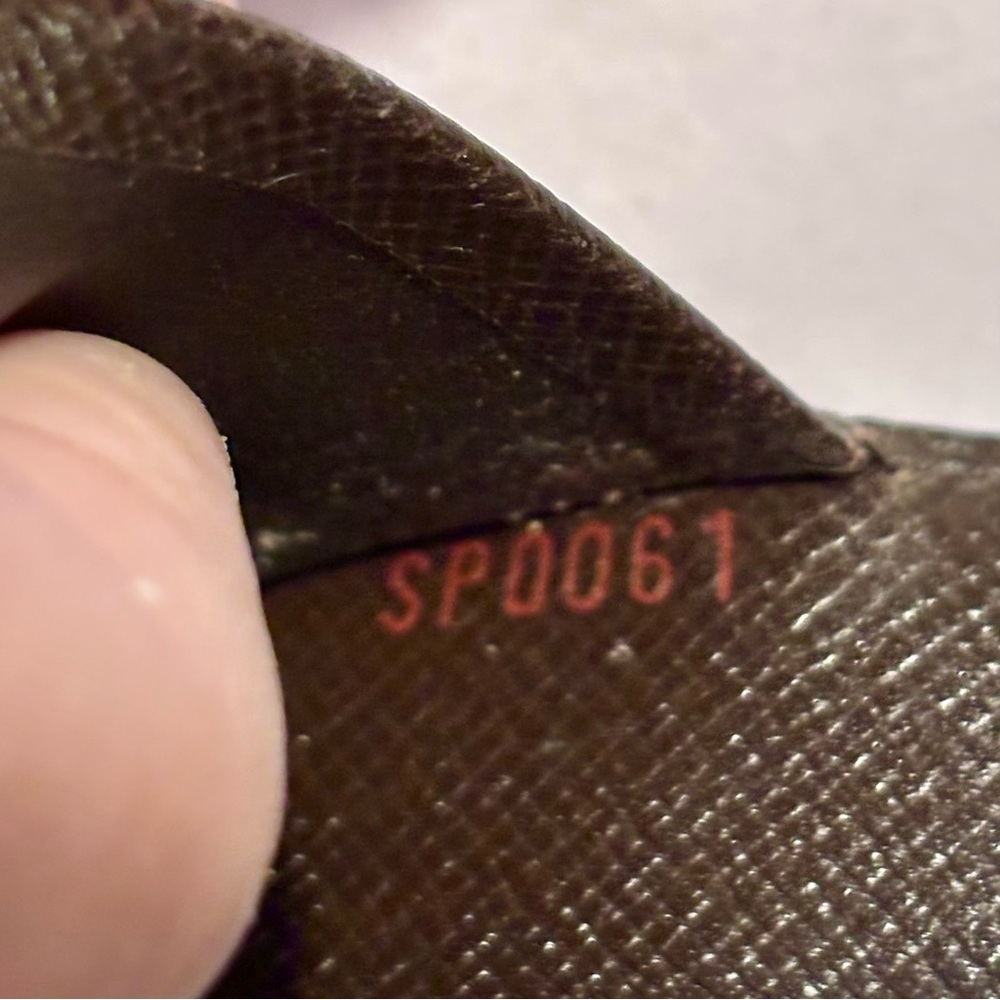 LOUIS VUITTON DAMIER AGENDA COVER - Picture 7 of 13